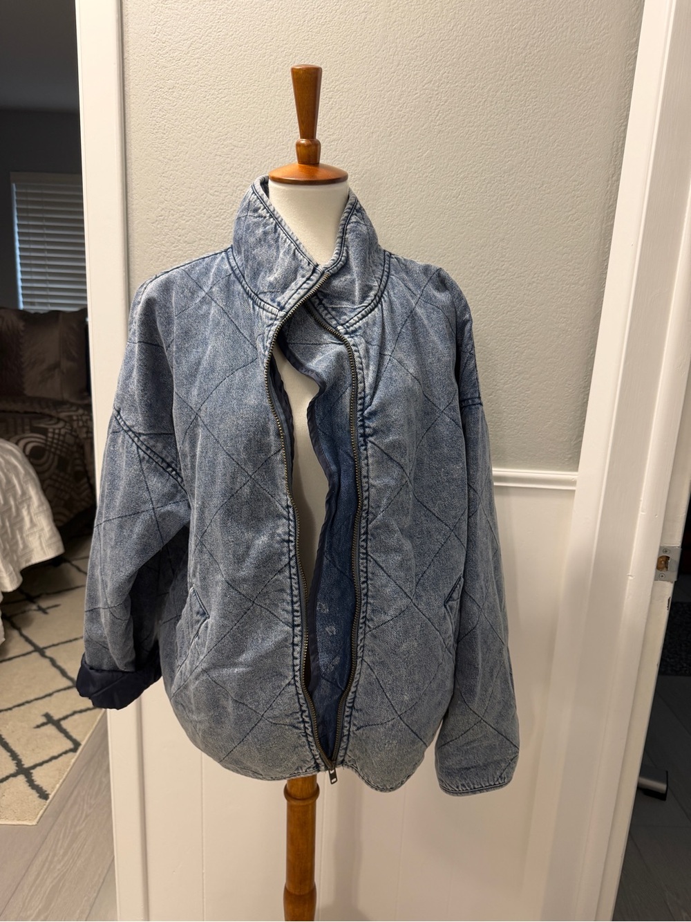 Vicki Xander Quilted Light Wash Denim Jacket - Size M